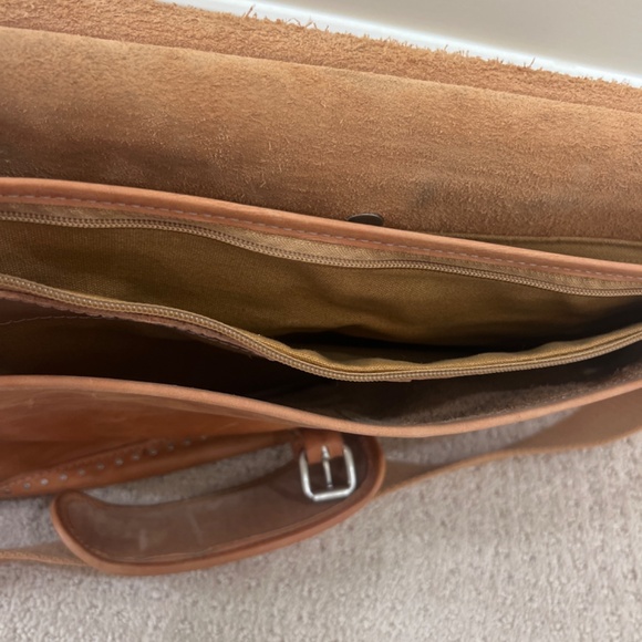 briefcase - Picture 3 of 5